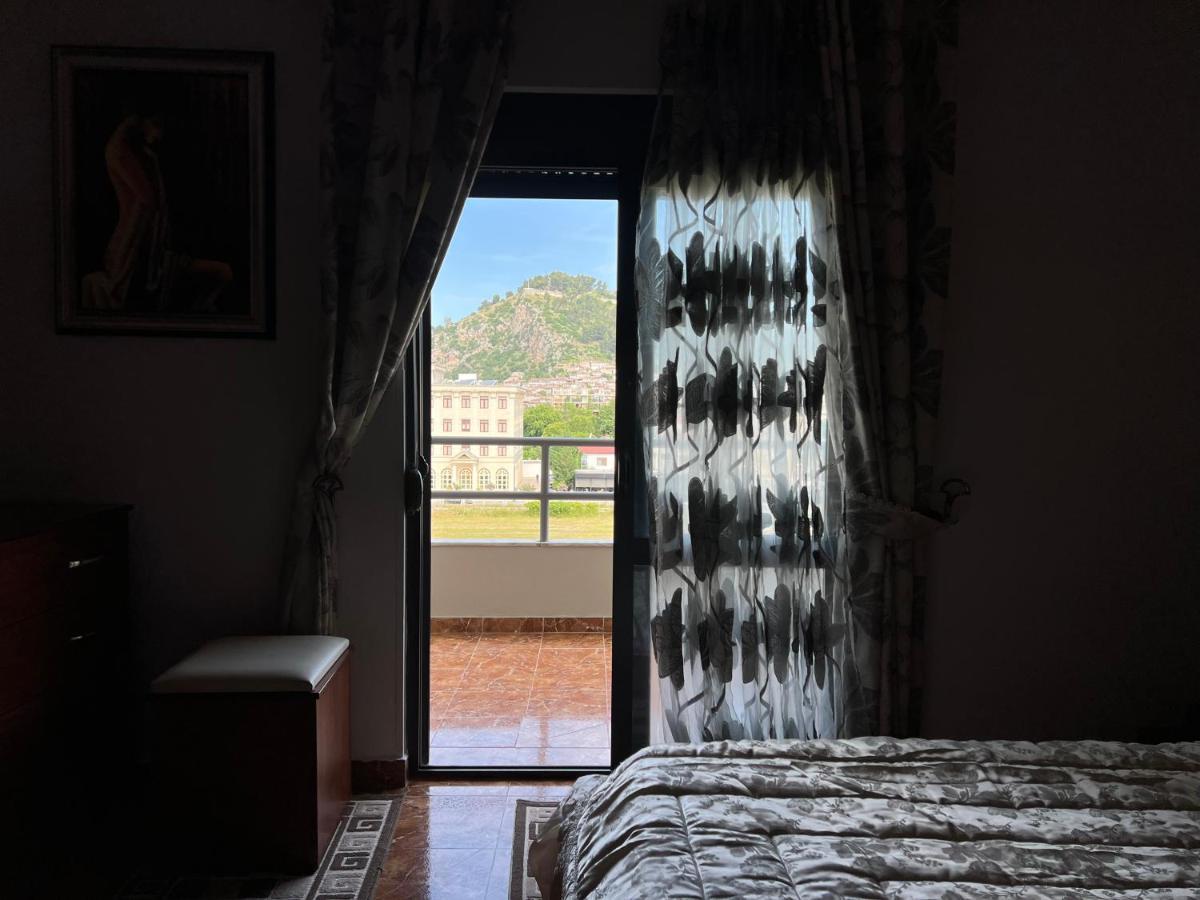 Entire Apartment Castle View Berat Kültér fotó